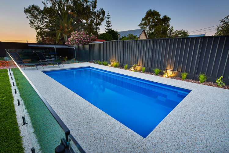 Horizon 7.5m x 3.6m Crystal Blue Sparkle Beaconsfield - Factory Pools Perth