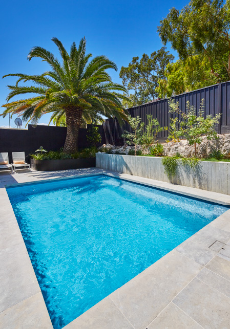 poolside-decorating-blogimage2-m